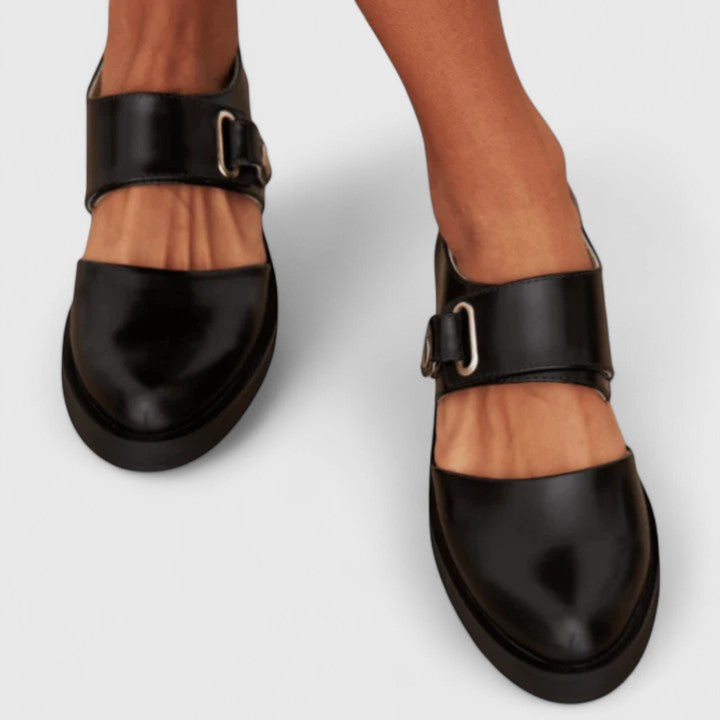 Lucy - Eleganta skor i retrostil
