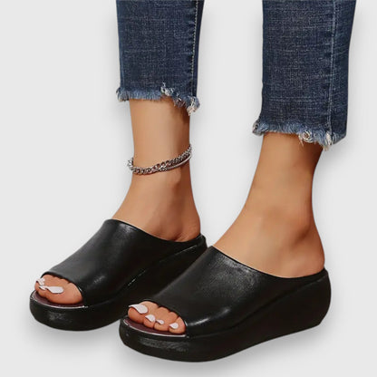 Amelie – Mjuka sandaler i konstläder