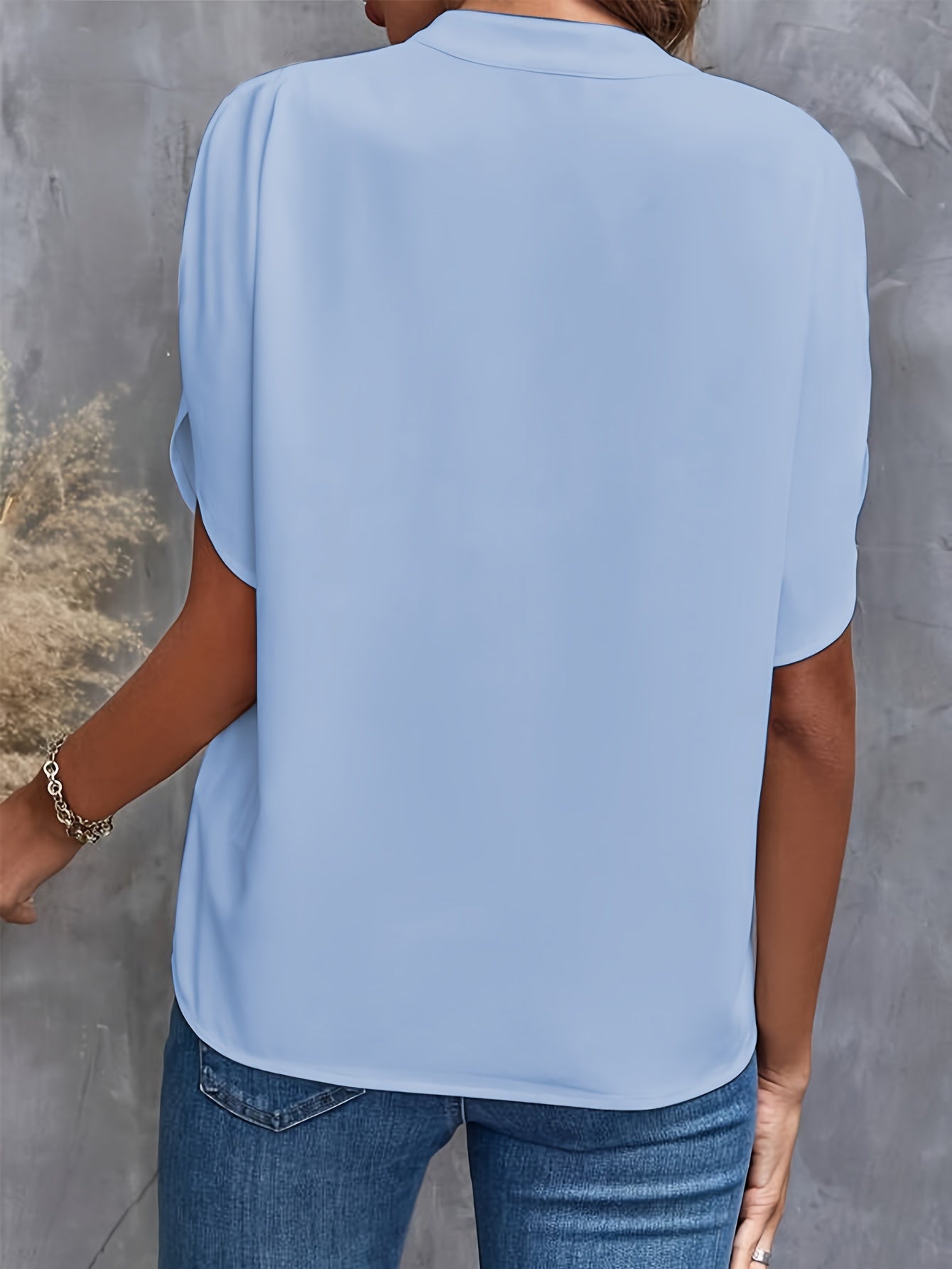 DELANEY™ - Elegant modern blus