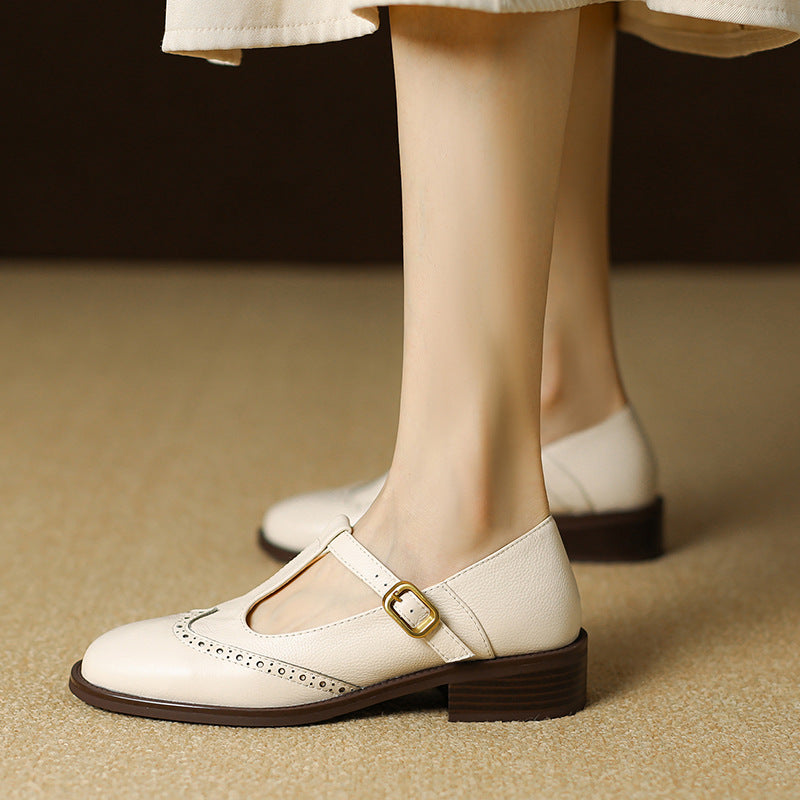Ysolenne | Eleganta T-Bar Mary Janes