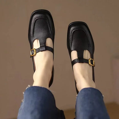 Selvana | Eleganta skor med T-band