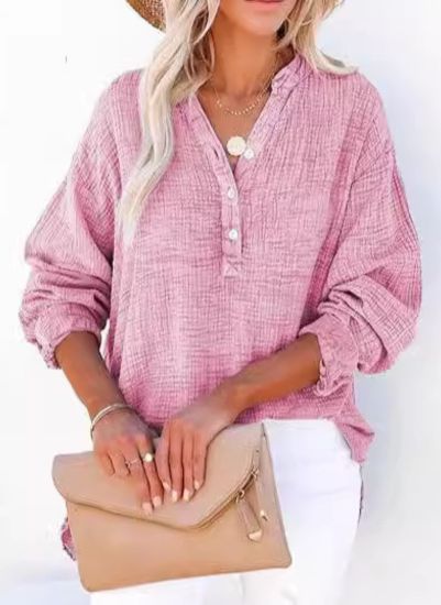 AYLA™ – Avslappnad blus med v-ringning