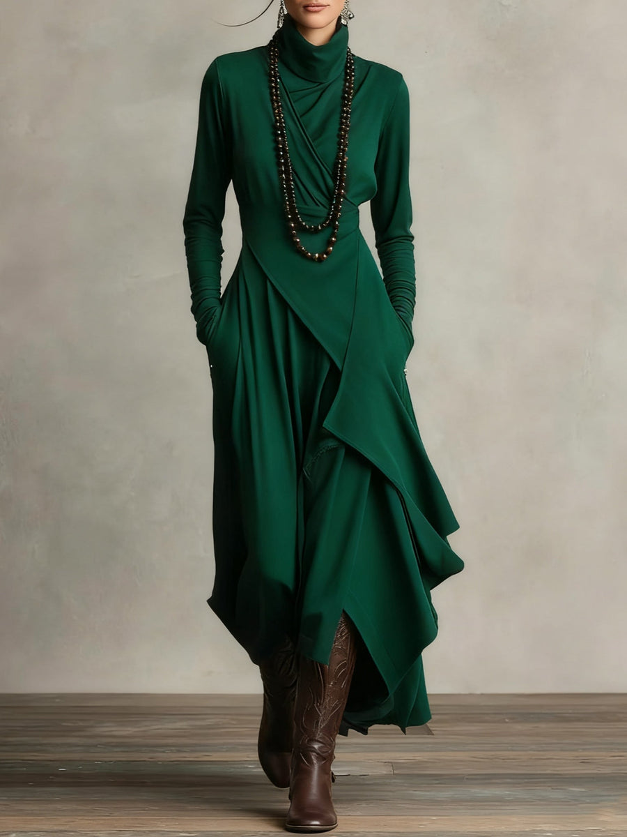 Lonnie | Elegant Asymmetrisk Draperad Maxiklänning med Hög Hals